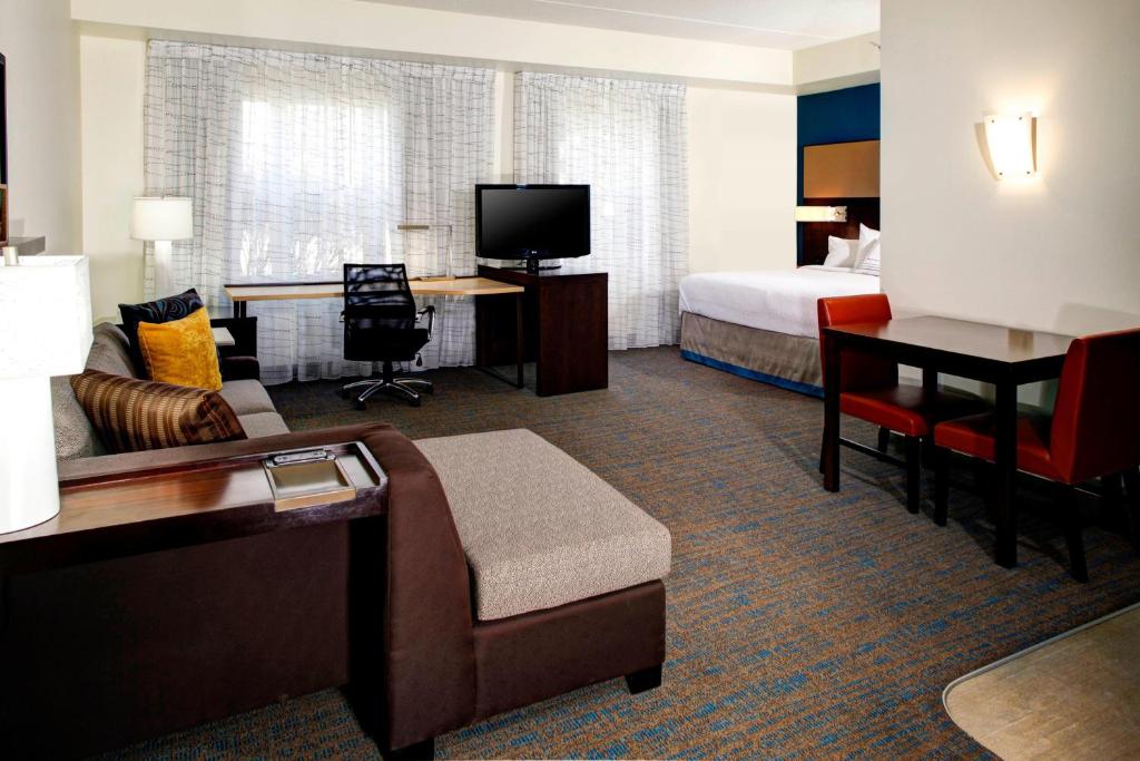 Residence Inn by Marriott Cleveland Beachwood photo