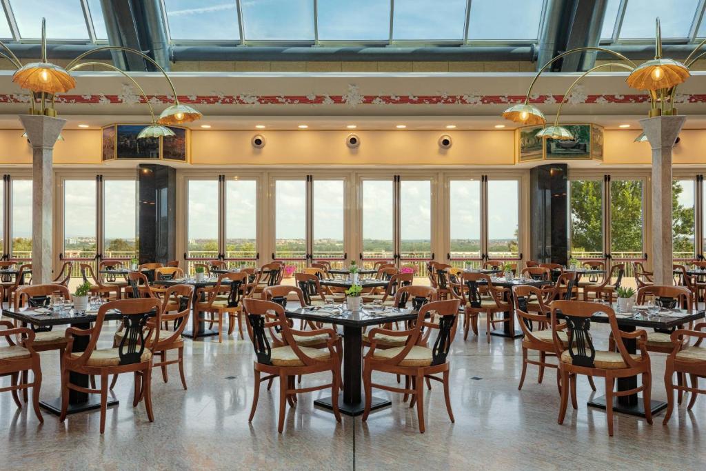 Restaurace v ubytování Rome Marriott Park Hotel