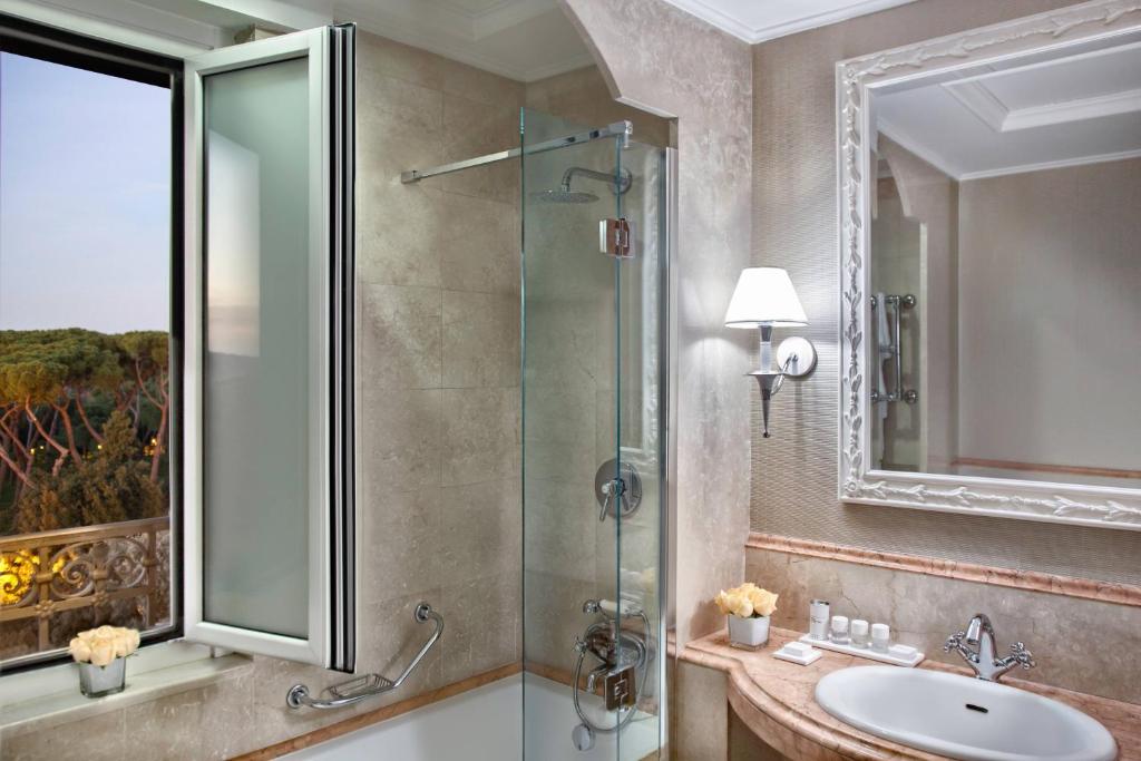 Rome Marriott Grand Hotel Flora - Resim 19