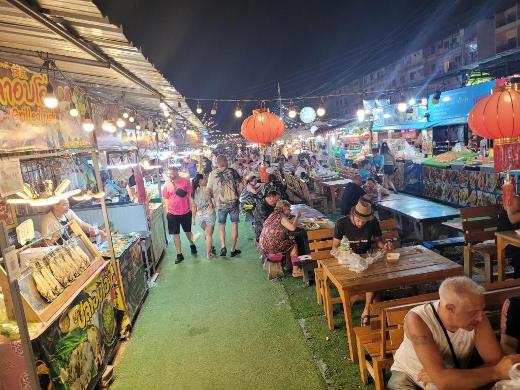 Sorot Jomtien Beach - Resim 45