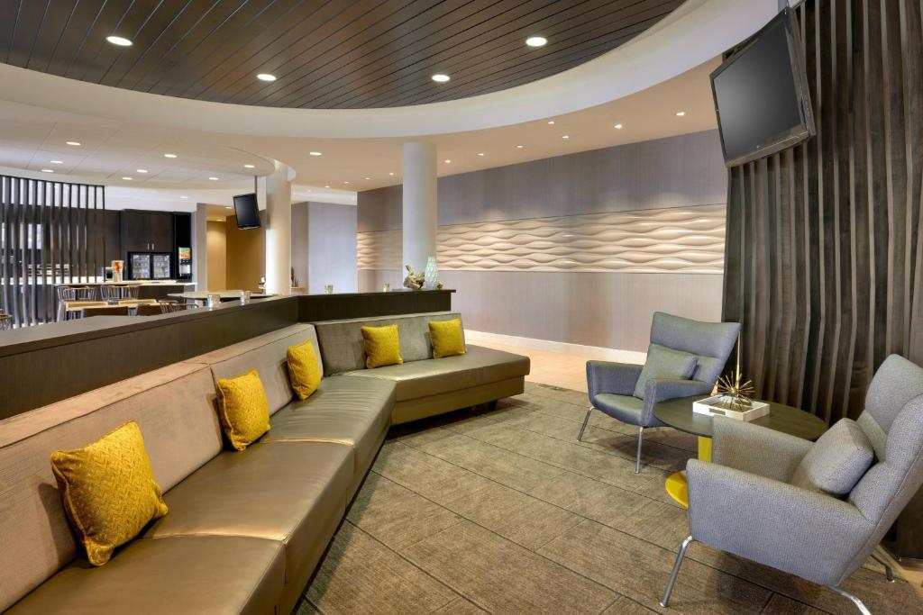 Posezení v ubytování Springhill Suites by Marriott Vernal