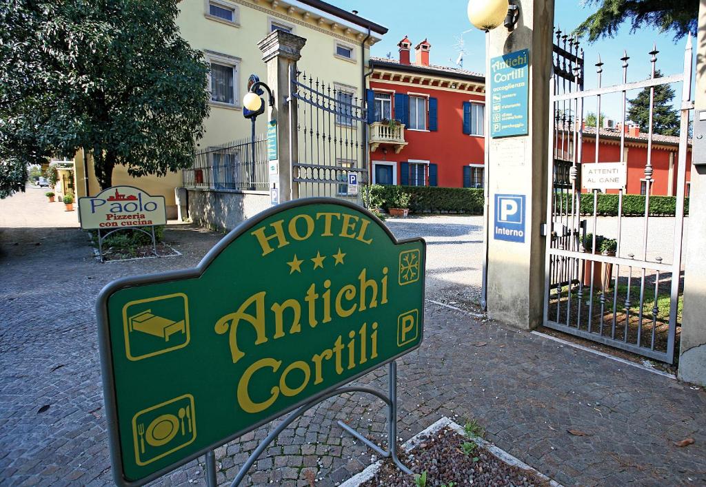 Fotografie z fotogalerie ubytování Hotel Antichi Cortili v destinaci Dossobuono