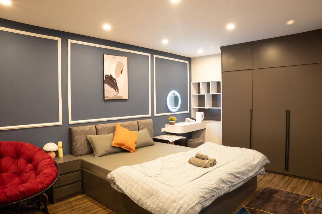 Postel nebo postele na pokoji v ubytování Spring Home Hà Nội