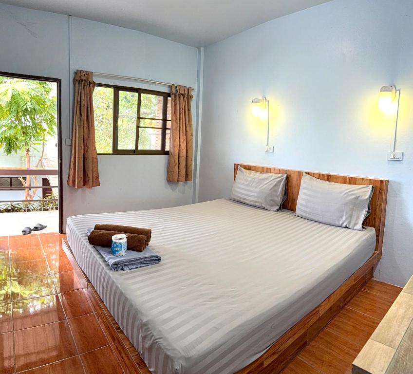 Ocean View Resort - Bungalow With Fan