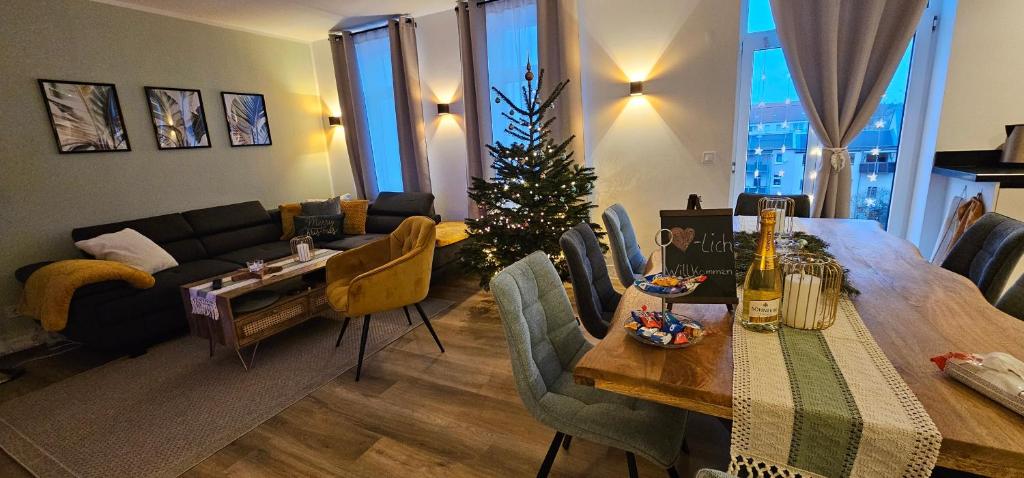 Lace Apartments Stilvoll in der Spitzenstadt Plauen - Appartement Met 4 Slaapkamers