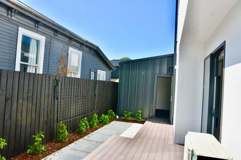 Modern 3BR Escape 3 Private Baths Rare Garage Perfect for Groups - Resim 24