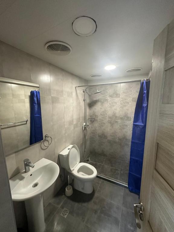 Koupelna v ubytování Best Hostel