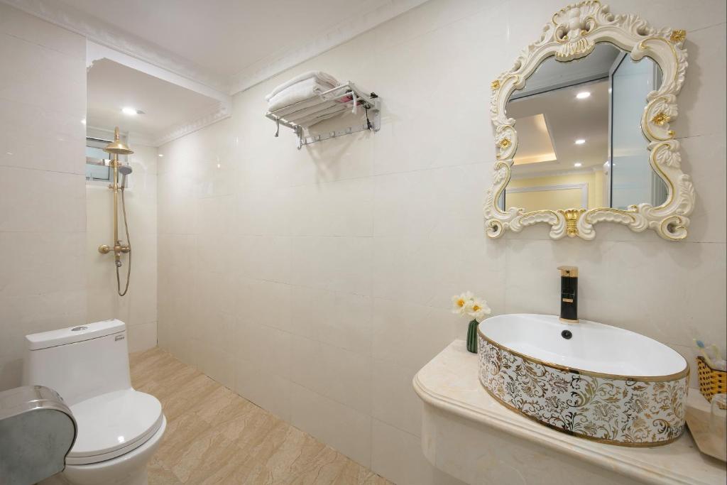 Koupelna v ubytování Hanoi Oldtown Boutique Hotel