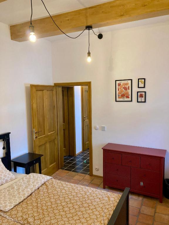 Postel nebo postele na pokoji v ubytování Chalupa Mera