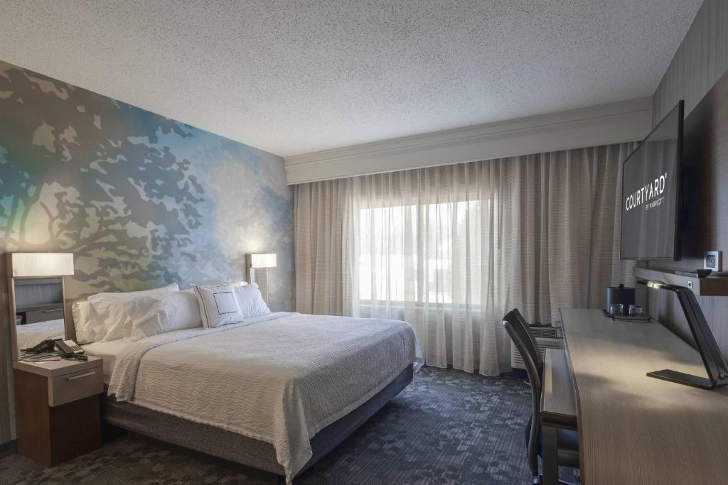 Courtyard by Marriott Cleveland Willoughby photo