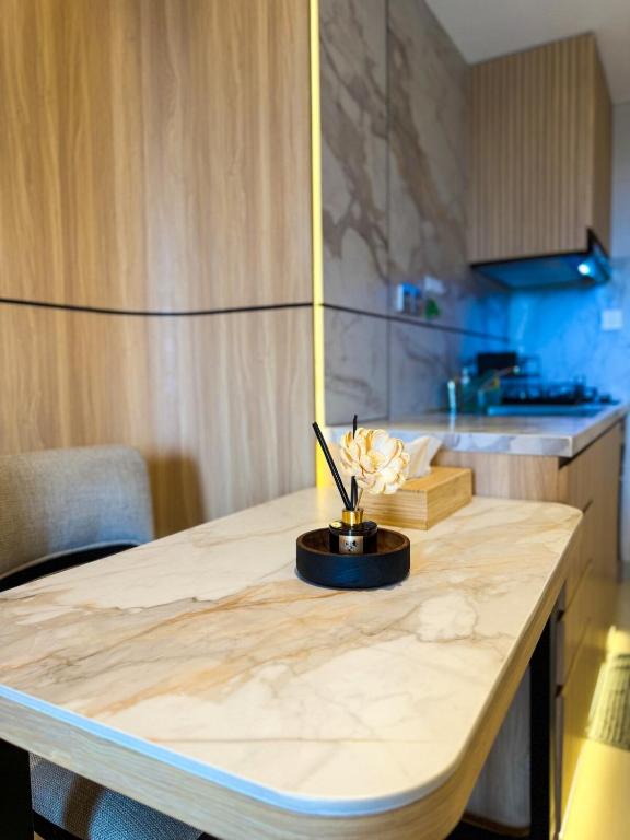 Kuchyň nebo kuchyňský kout v ubytování Apt Embarcadero 2BR with Netflix & Pool by Damaresa