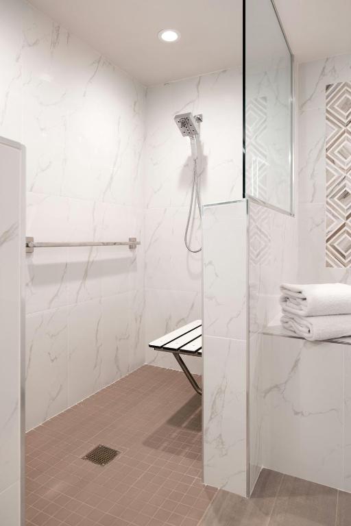 Seattle Airport Marriott - 