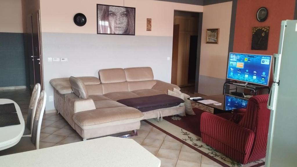 Telewizja i/lub zestaw kina domowego w obiekcie Tommy Apartman