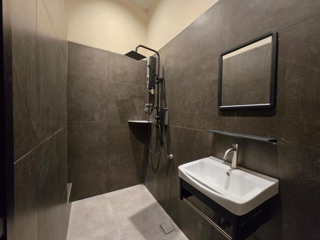 Koupelna v ubytování Bee Homestay