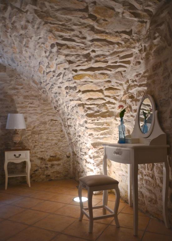 Fotografie z fotogalerie ubytování LOCUS AMOENUS v destinaci Lirac