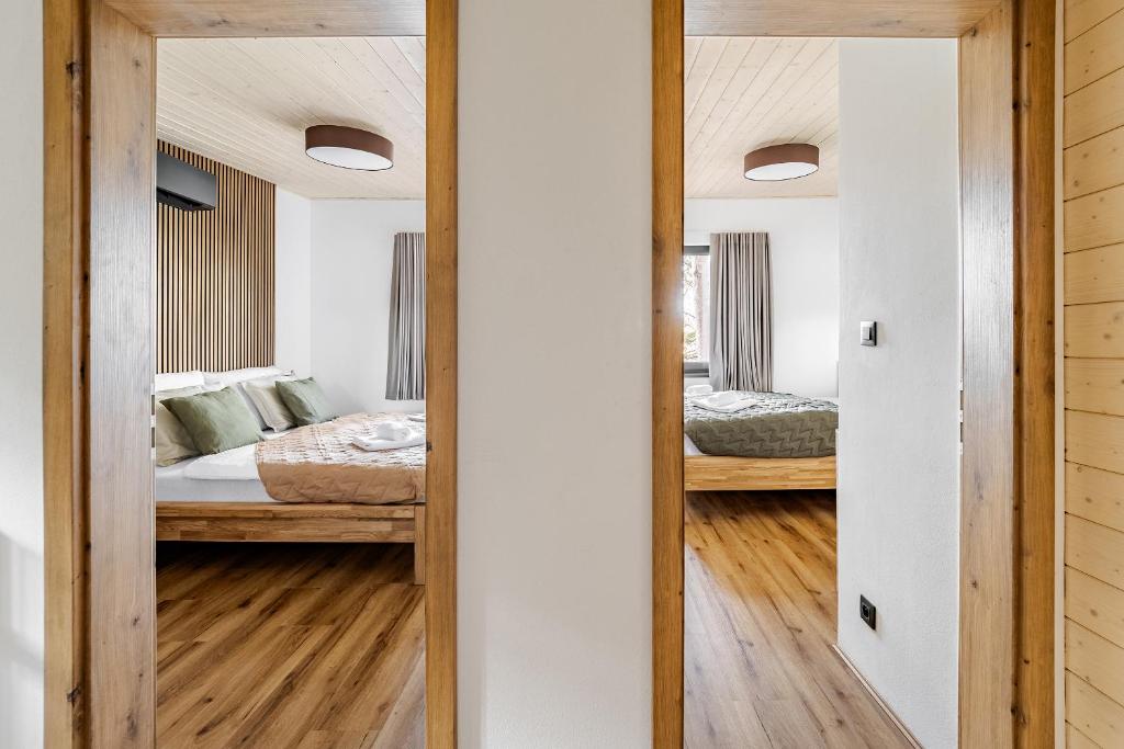 Letto o letti in una camera di Chata Spolenka