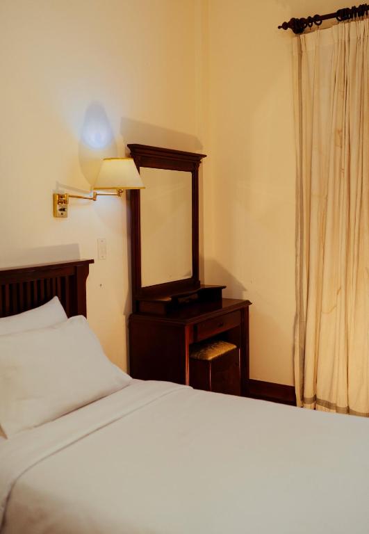 Mercury Hotel & Apartment - Standard Triple Room