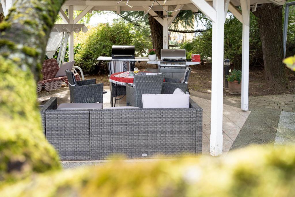 Istumisnurk majutusasutuses Apartma Maka