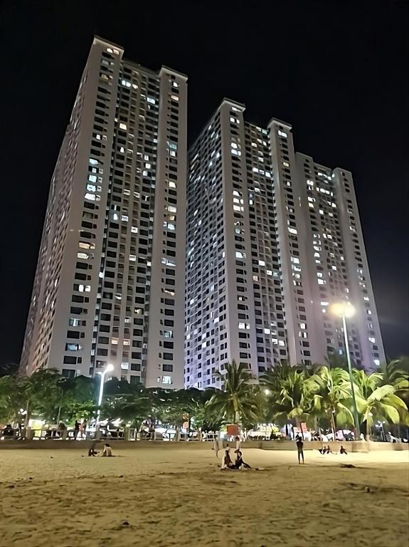 Nespecifikovaný výhled na destinaci Nha Trang nebo výhled na město při pohledu z hotelu