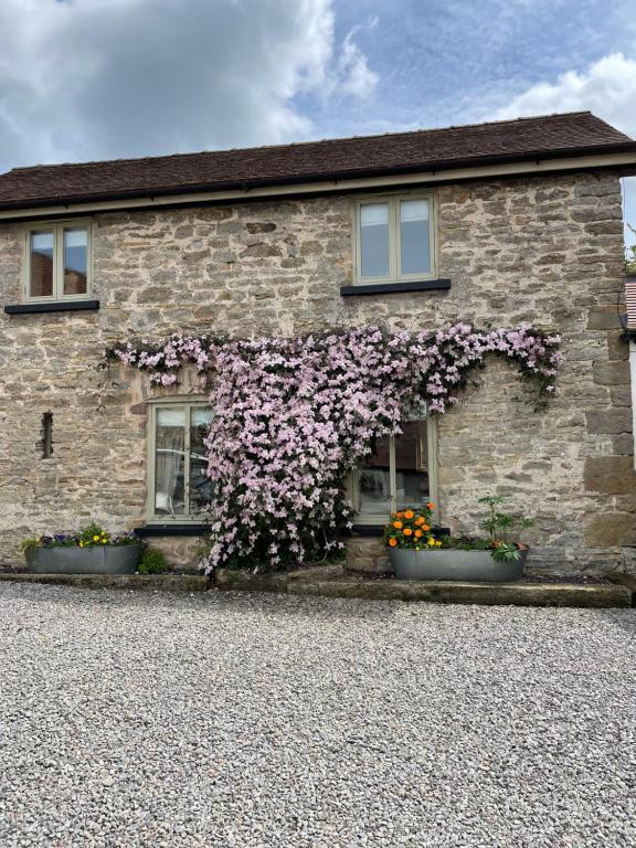 The Granary at Little Howle Farm, Ross on Wye (updated prices 2026)