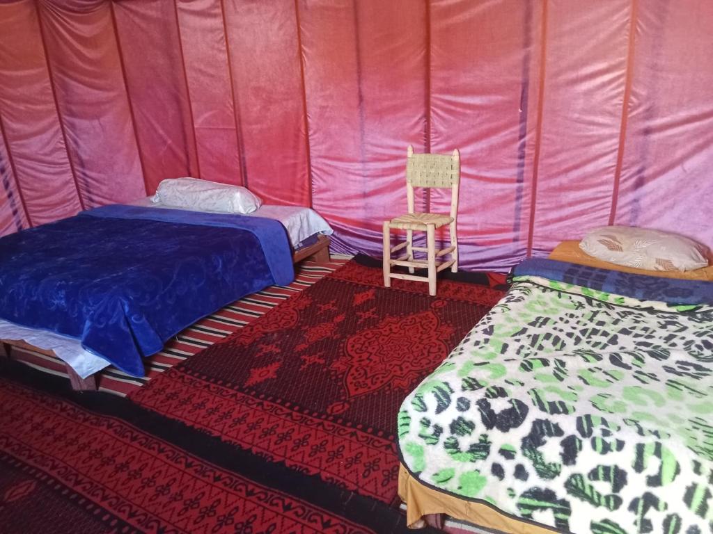 Postel nebo postele na pokoji v ubytování BiVOUAC CÔTE-IRIKI