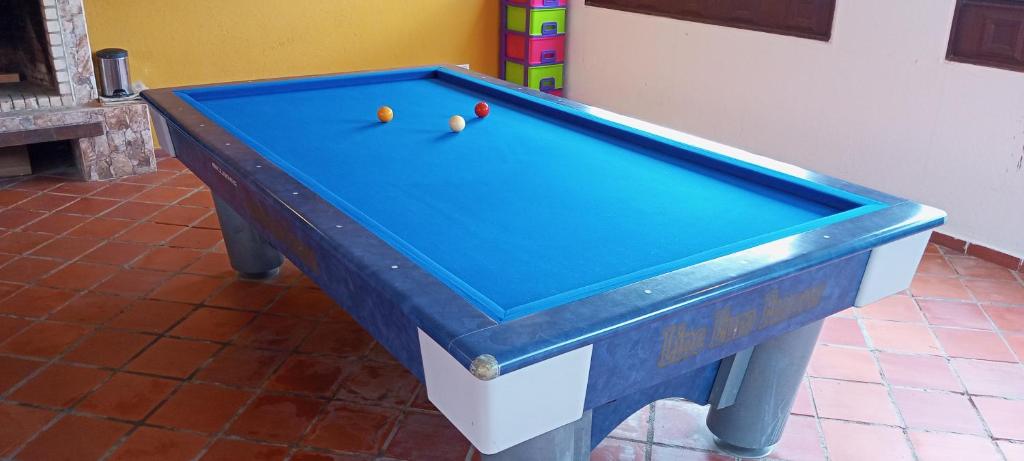Biliár nebo kulečník v ubytování Quinta Los Llanitos Hospedaje Campestre