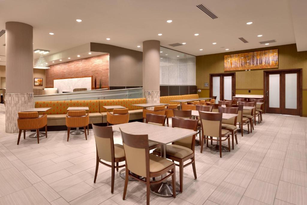 Restaurace v ubytování Residence Inn by Marriott Flagstaff