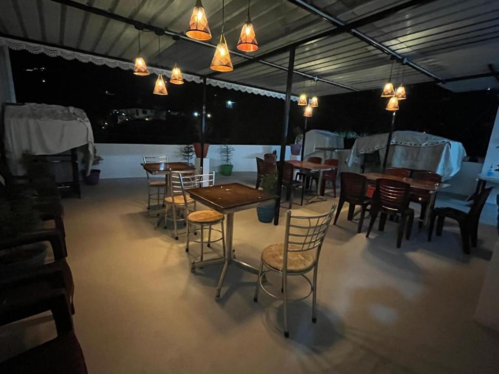 Restaurace v ubytování BanyanThree