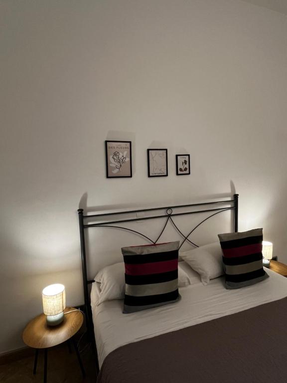Łóżko lub łóżka w pokoju w obiekcie Sicilia Vacation rooms