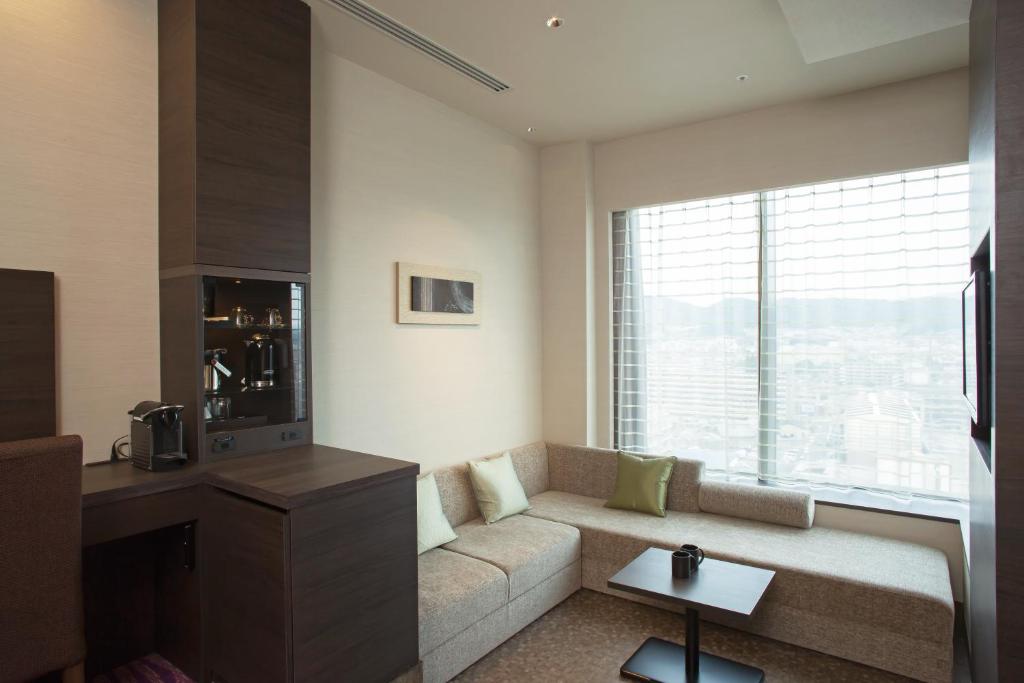 Posezení v ubytování Hotel Keihan Kyoto Grande