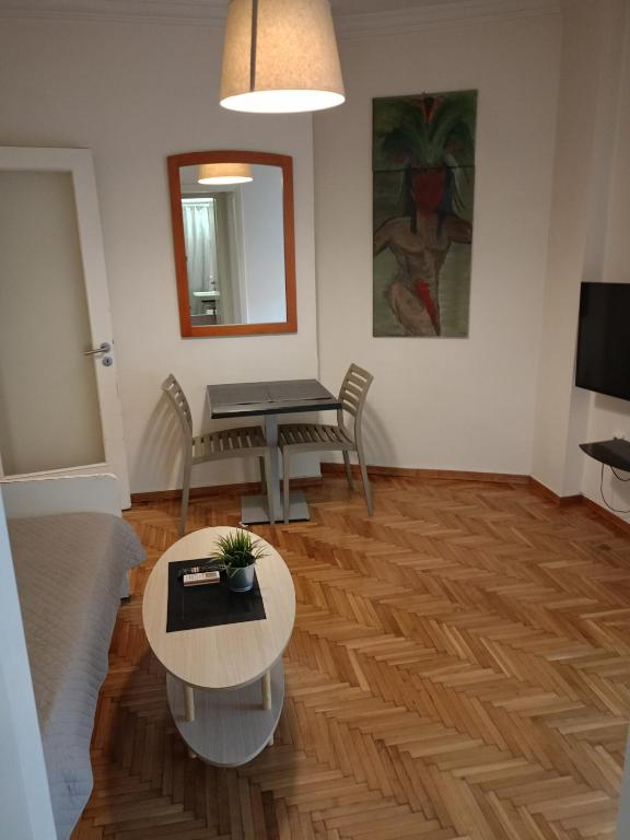 Omonia Square Apartment