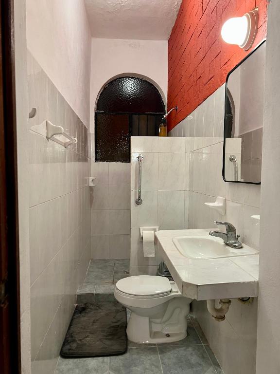 Ванна кімната в Hostal Patio Nómada
