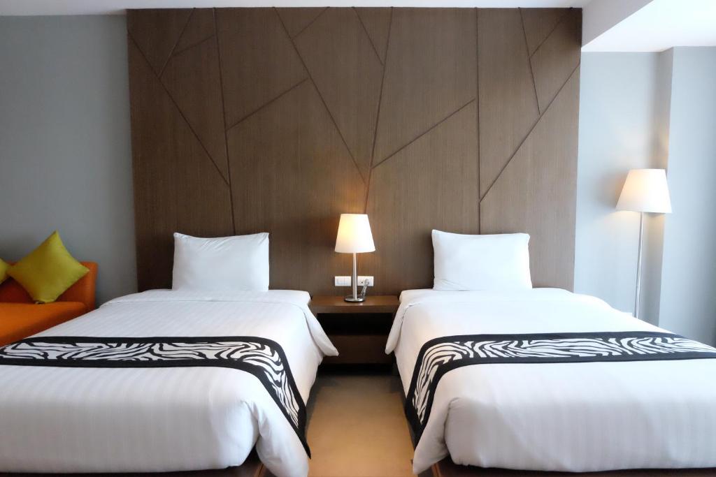 Season Five Hotel - Resim 14