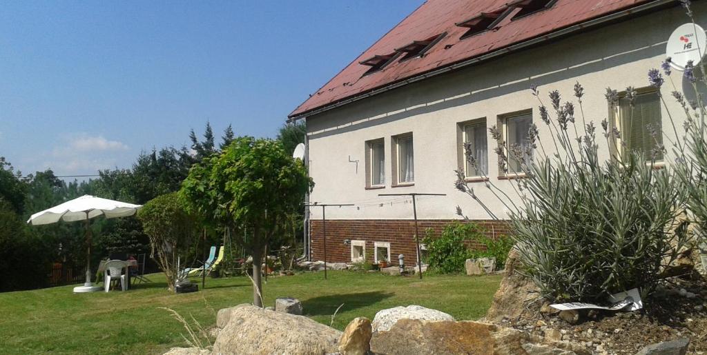 Zahrada ubytování Apartment Rychtrovna