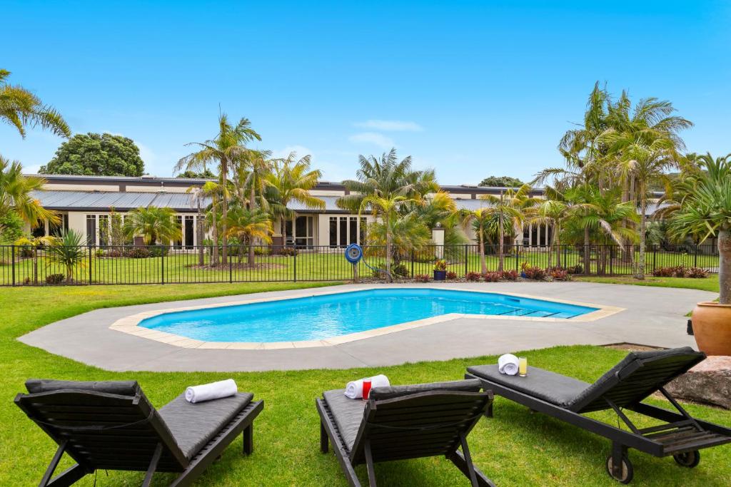 Bazén v ubytování Taipa Beach Resort nebo v jeho okolí