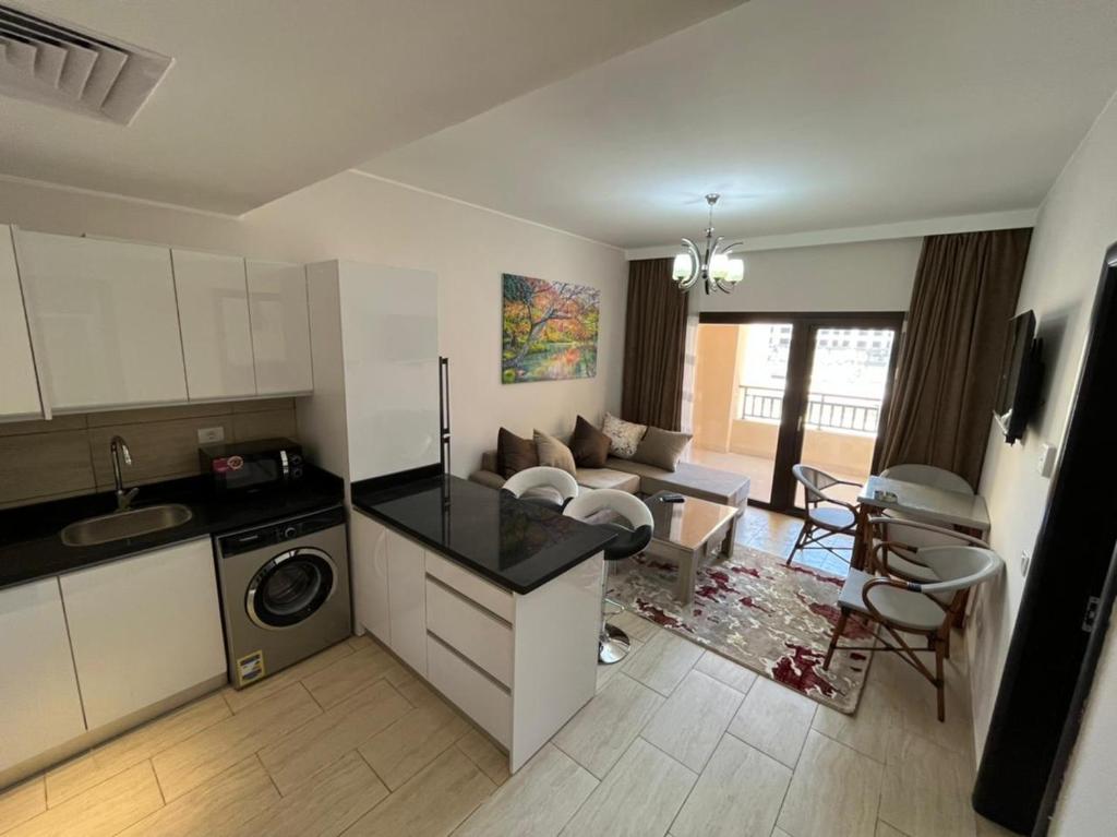 AlDau Heights Apartments - One-Bedroom Apartment