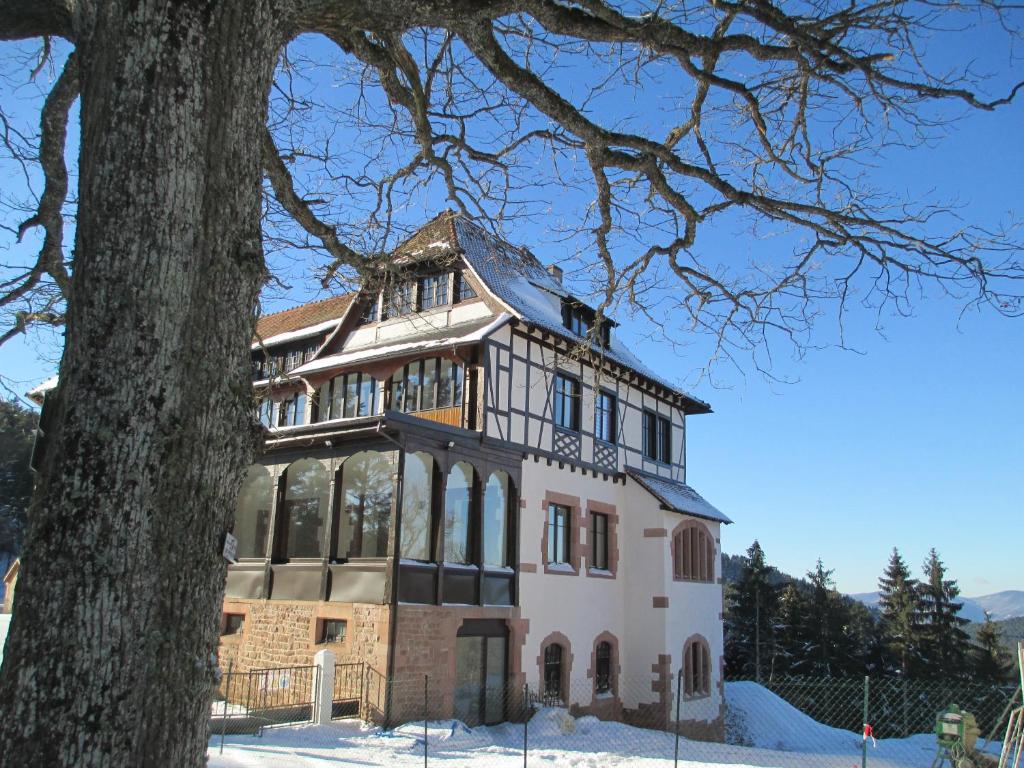 Logis Du Haut-Koenigsbourg - Housity