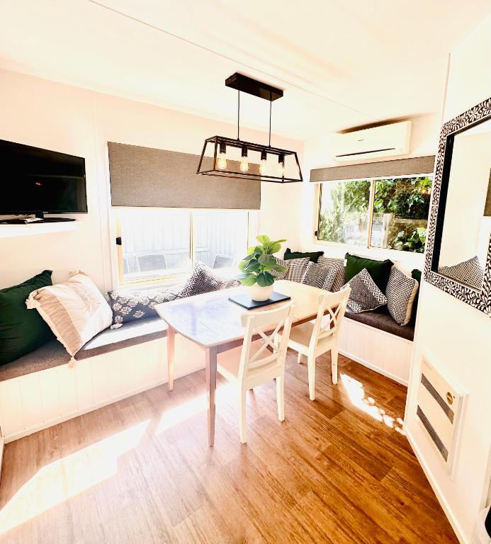 Kanasta Caravan Park - Villa Style 4