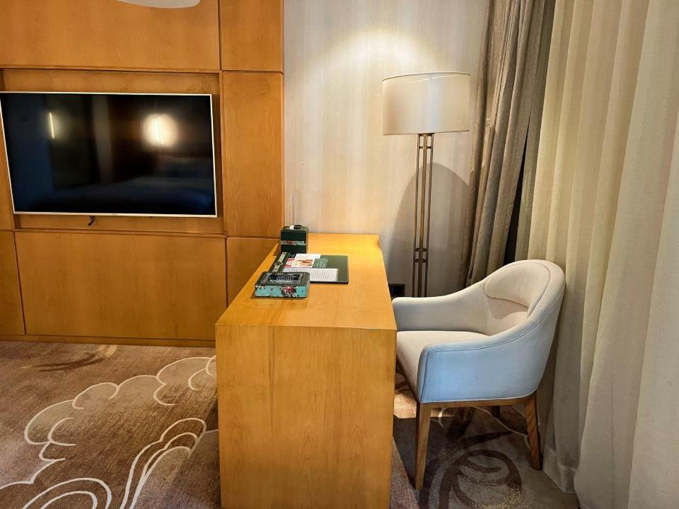 Menshine Gloria Plaza Hotel - Deluxe Twin Room