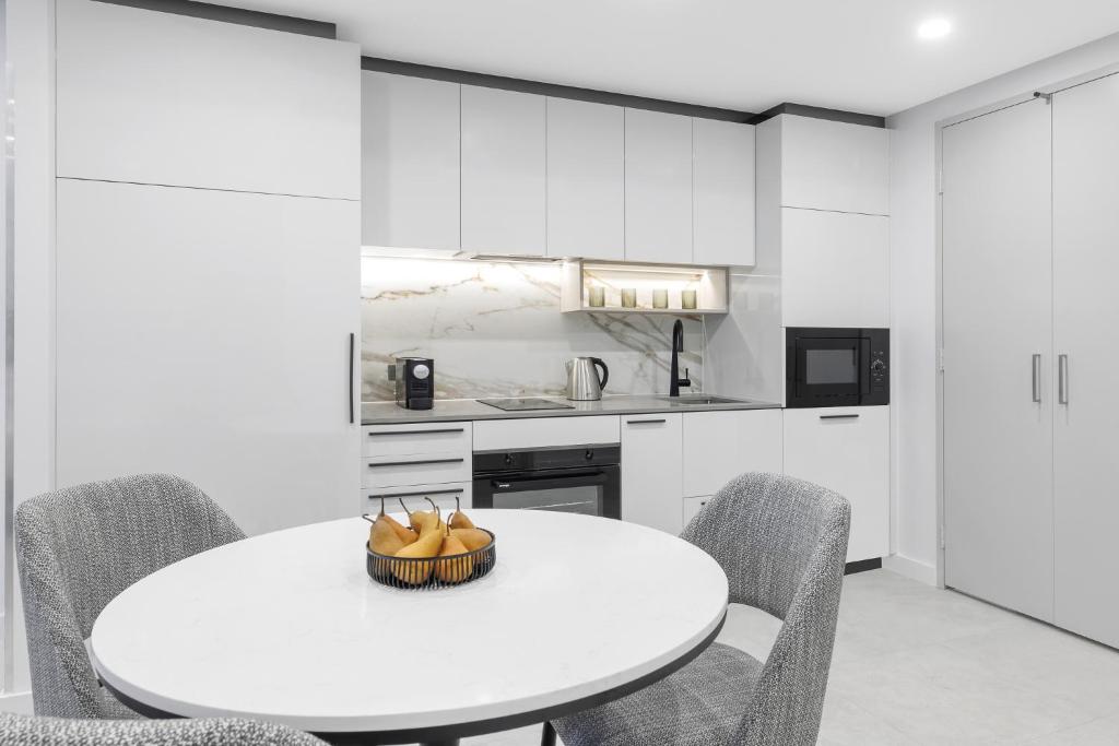 Meriton Suites Canberra - Resim 27
