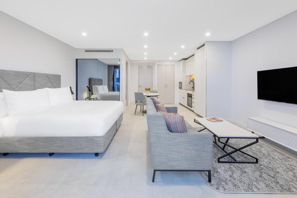 Meriton Suites Canberra - Resim 28