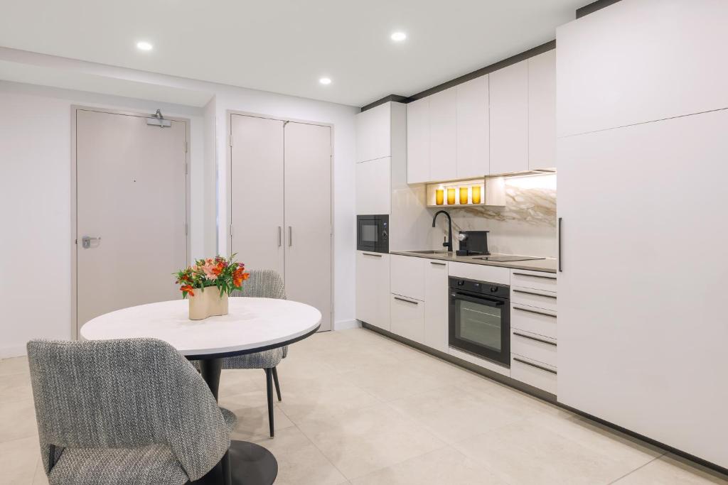 Meriton Suites Canberra - Resim 35