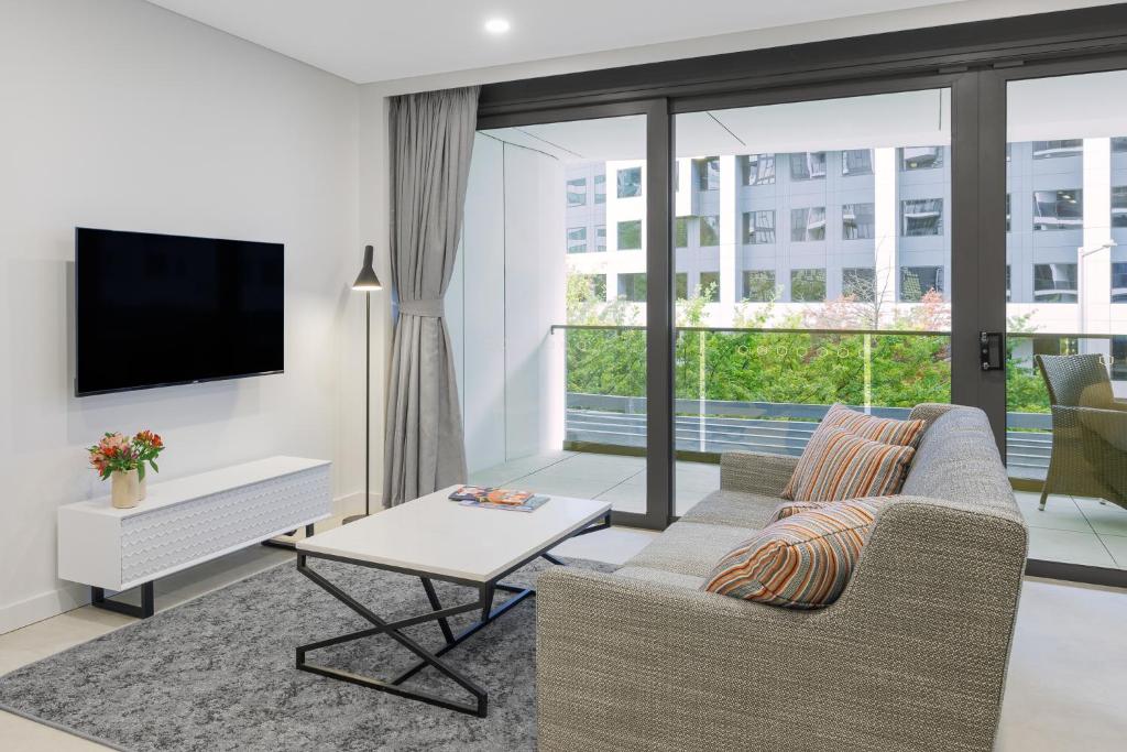 Meriton Suites Canberra - Resim 37