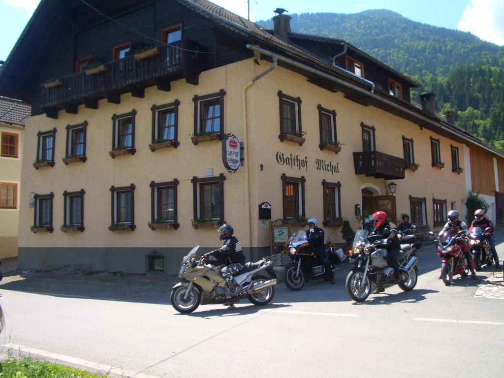 Fotografia z galérie ubytovania Hotel Restaurant Gasthof Michal v destinácii Gundersheim
