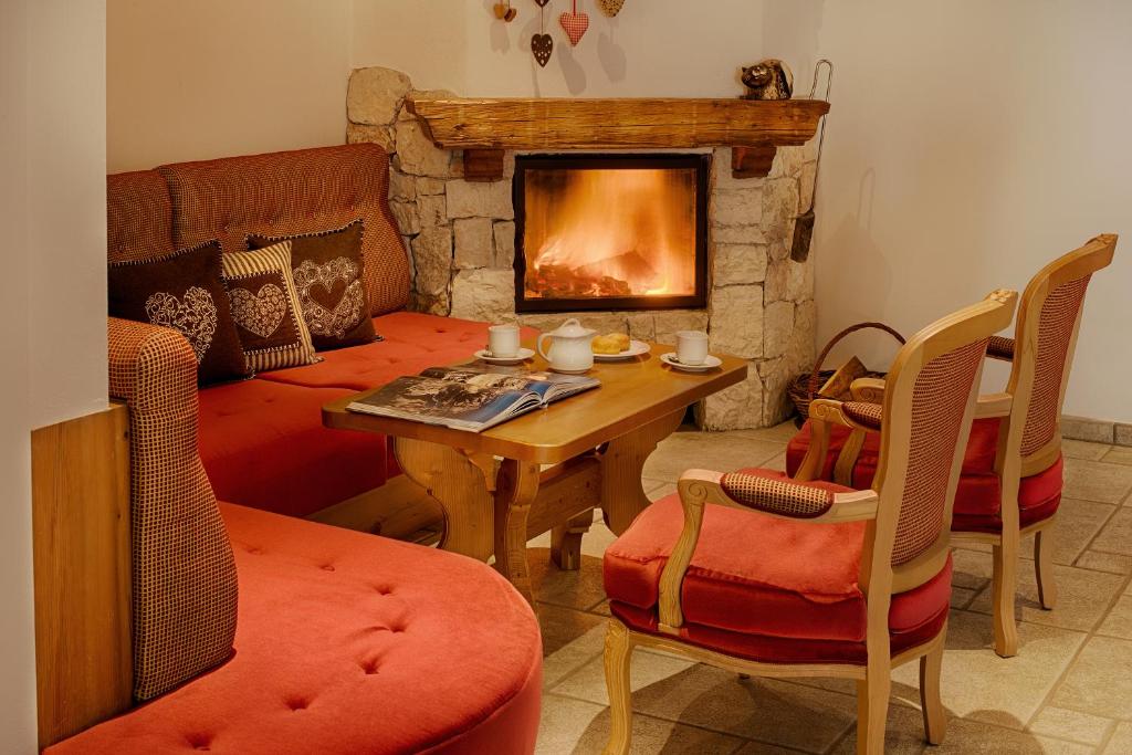 Posezení v ubytování Hotel Garni Elisir