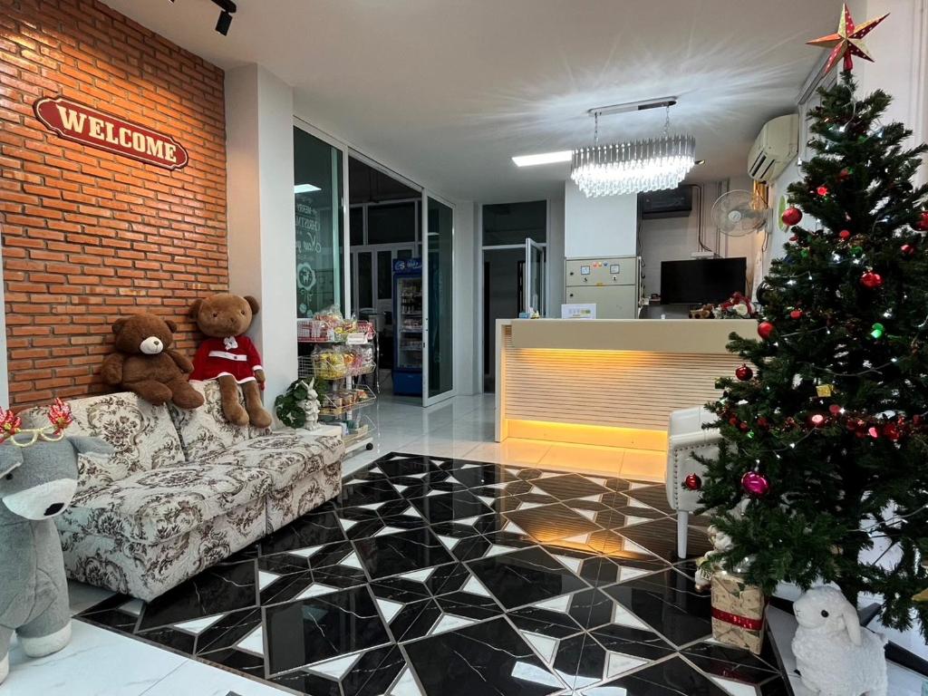 TV a/nebo společenská místnost v ubytování Papangkorn House