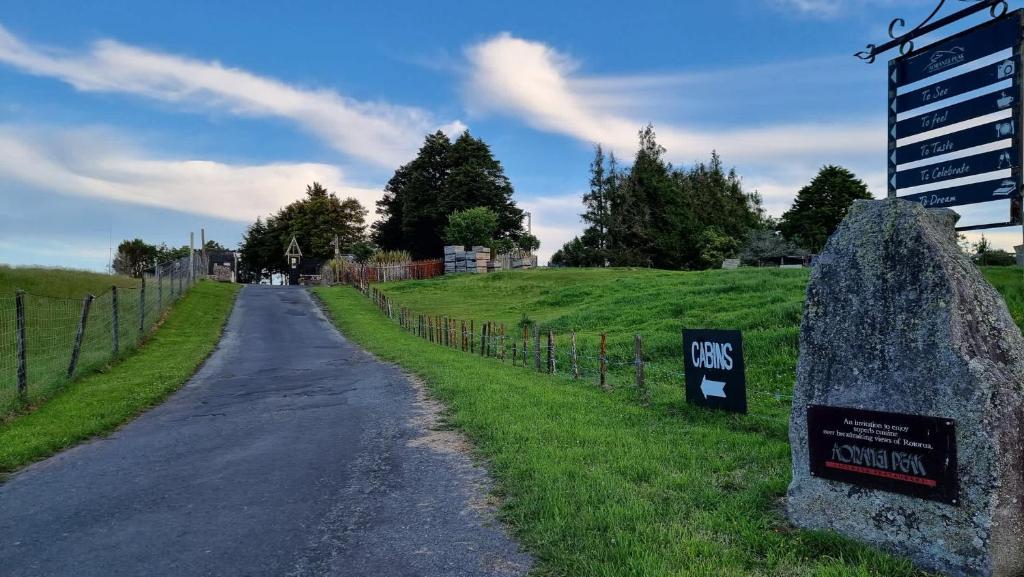 Aorangi Peak Cabins 6 by Tiny Away - Resim 13