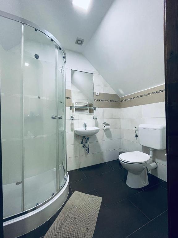 Koupelna v ubytování Thermal Apartman