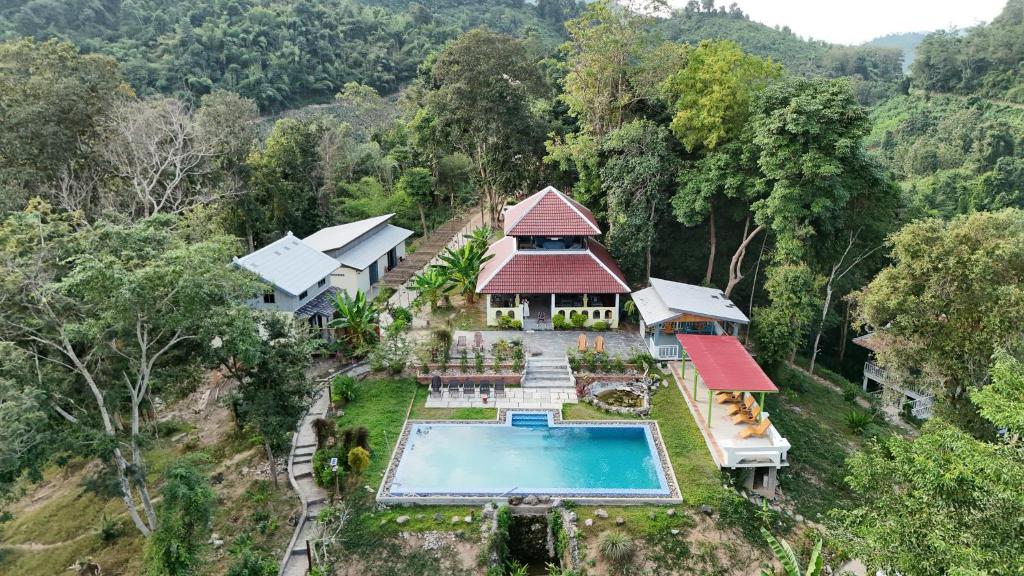 Zen Namkhan Boutique Resort - Housity