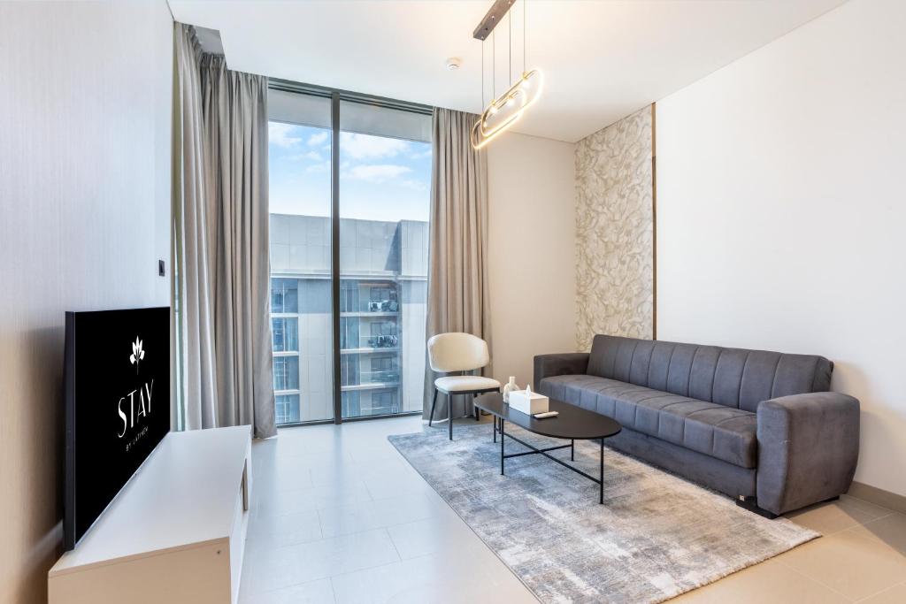 STAY BY LATINEM Luxury 1BR Holiday Home CV A2806 near Burj Khalifa - Appartement D'une Chambre